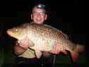 Conchoolio_Schuppenkarpfen_72cm_08-06-2011.jpg (89362 Byte)
